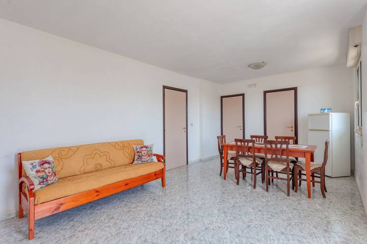 Apartamento inteiro, Apartamento 'Zoilen' com terraço privado e ar condicionado in Manduria, Golfo de Taranto