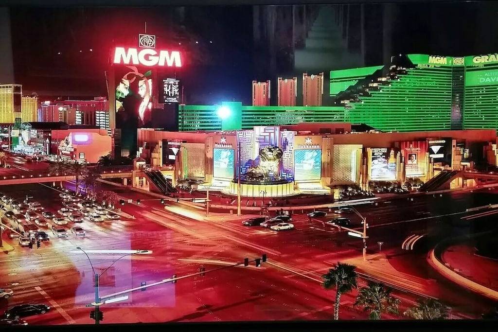 Ganze Wohnung, Mgm Signature Balcony Suite 5805 No Resort Fee in Las Vegas Strip, Paradise