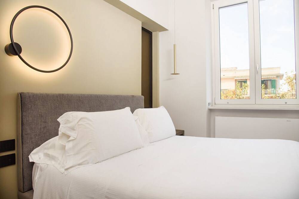 Entire apartment, Vesuvius Palace Aparthotel - Suite Mercurio in Ercolano, Vesuvio National Park