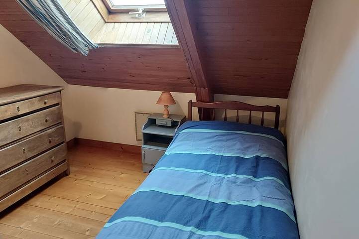 Location de vacances pour 5 personnes, avec jardin et terrasse à Saint-Ségal - 4