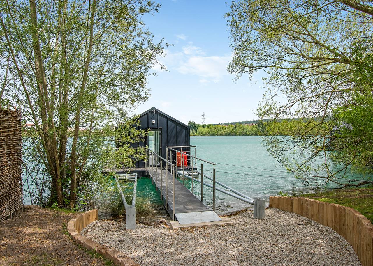 The Lakeside in Kent Downs