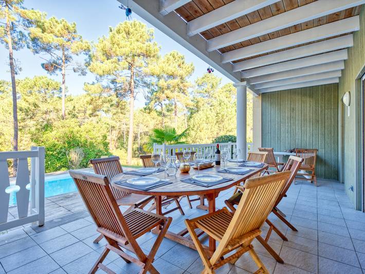 Location de vacances pour 10 personnes, avec jardin et terrasse dans Golf de la Méjanne - 2