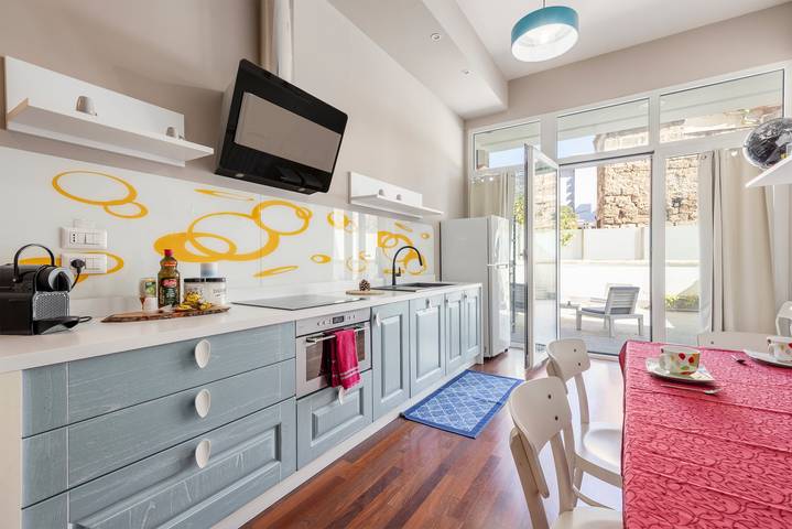 Ferienwohnung für 5 Personen, mit Balkon in Palermo - 4