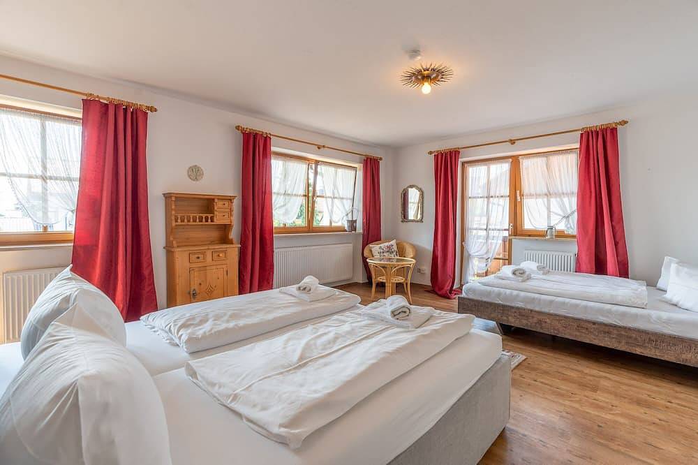 Ganze Wohnung, Familienfreundliche Ferienwohnung in mitten der Berge in Grünten, Burgberg im Allgäu
