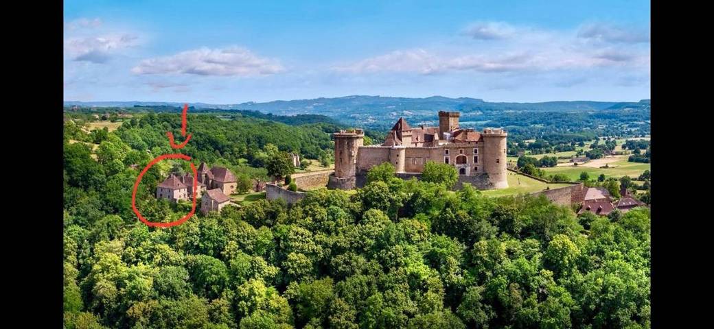 Location de vacances pour 7 personnes, avec vue et jardin, animaux acceptés dans Château de Castelnau-Bretenoux - 3