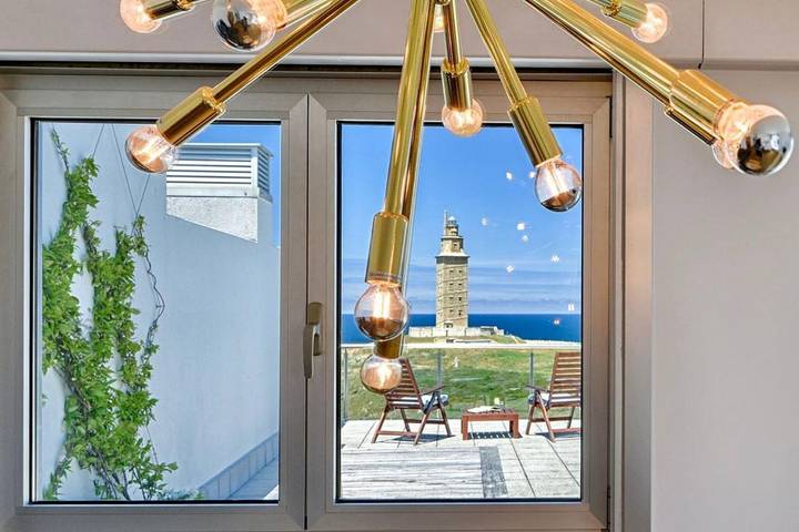 Gîte pour 10 personnes, avec terrasse et vue, animaux acceptés à La Corogne - 4