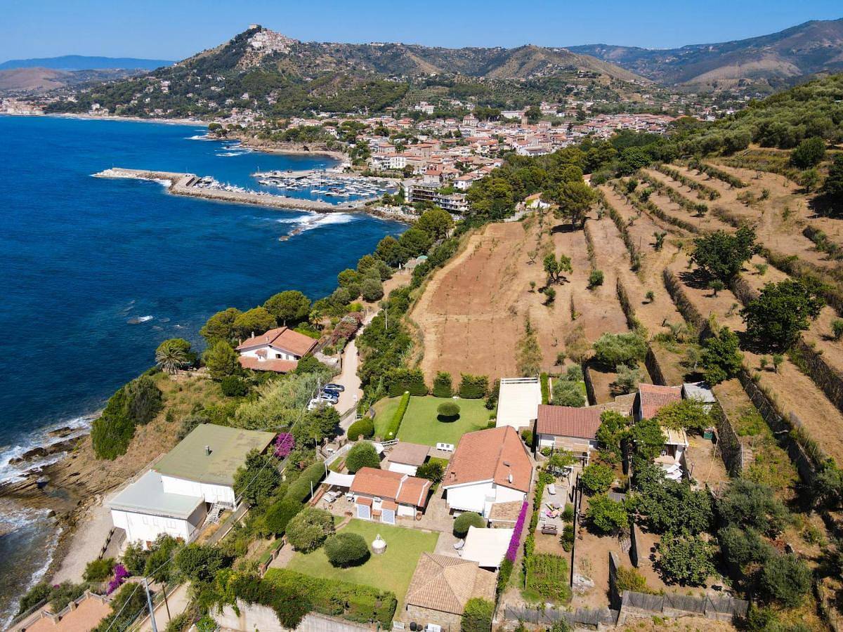 Le casette di Ulisse in San Marco (Cilento), Castellabate