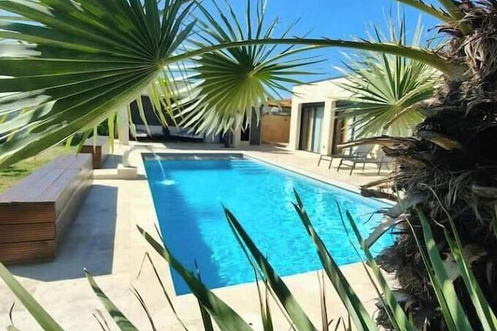 Maison de vacances pour 4 personnes, avec terrasse et jardin à Meyzieu