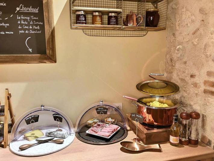 Hôtel pour 2 personnes, avec terrasse ainsi que jardin et piscine à Bracieux - 4