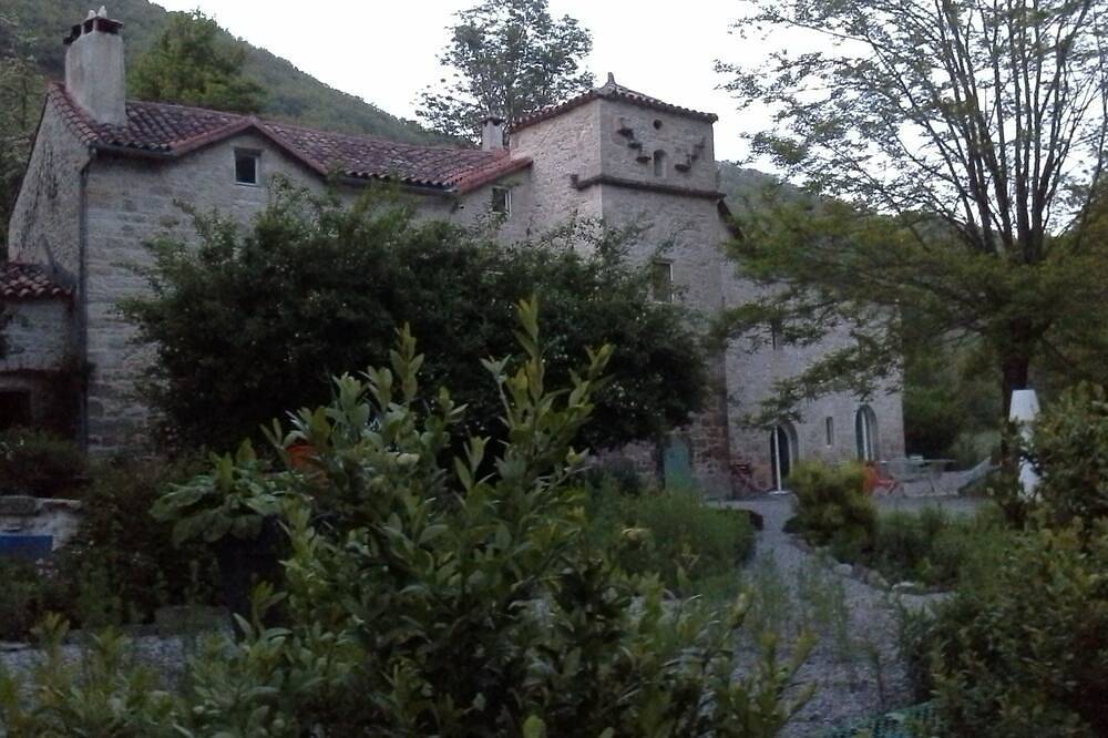 Le Moulin de Gauty - bed and breakfast in Saint-Jean-et-Saint-Paul, Parc naturel régional des Grands Causses