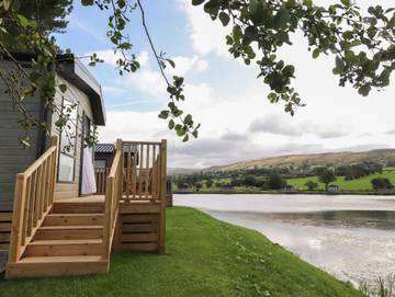 Chalet for 6 People in Forest of Bowland, England, Photo 1