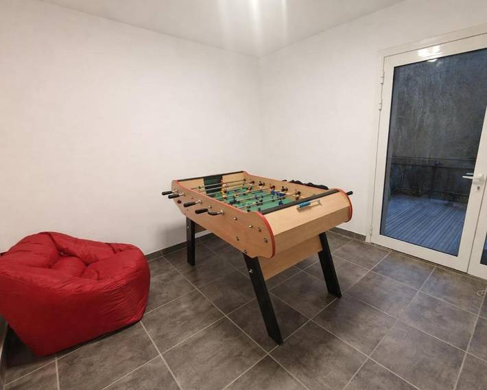 Gîte pour 8 personnes, avec Terrasse à La Bréole - 4