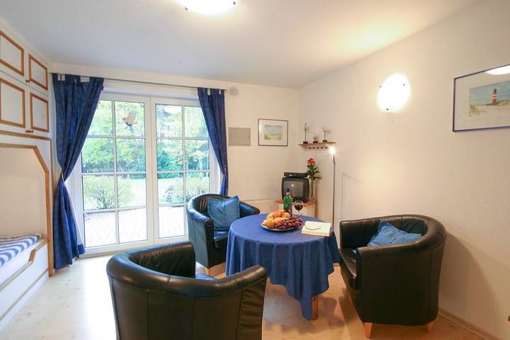 Ferienwohnung für 2 Personen, mit Terrasse und Garten in Süddorf - 3