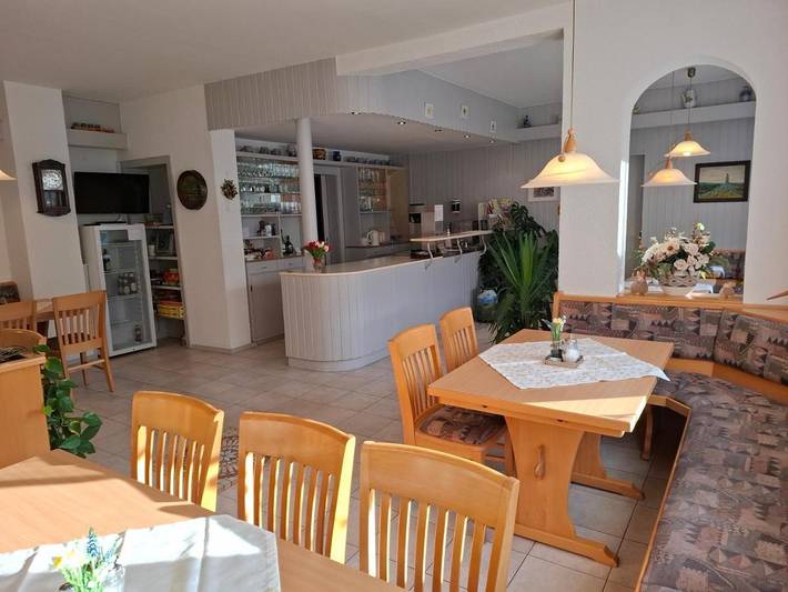 Ferienhaus für 3 Personen, mit Balkon und Terrasse sowie Garten und Sauna in Gersfeld - 2