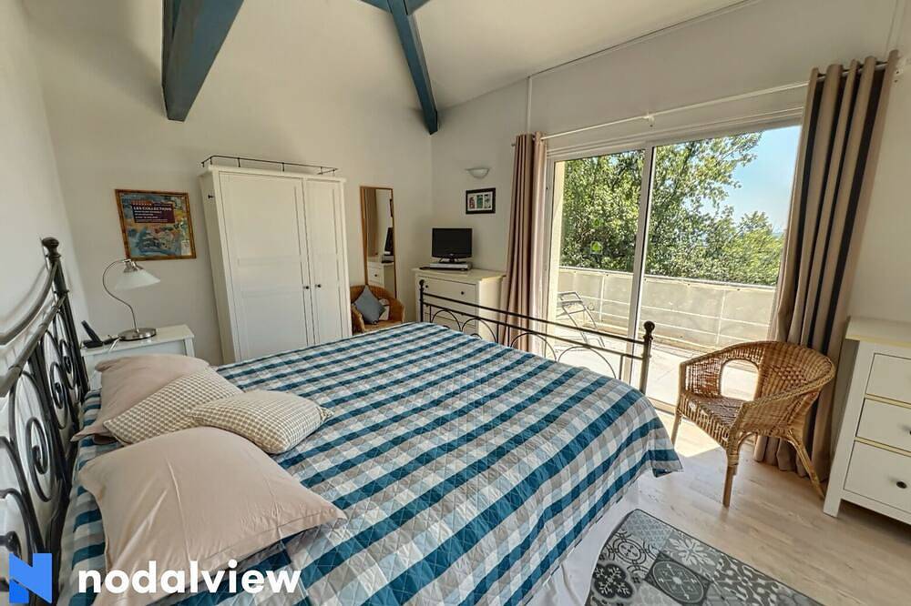 Villa private pool sea view in Cabris, Cannes region