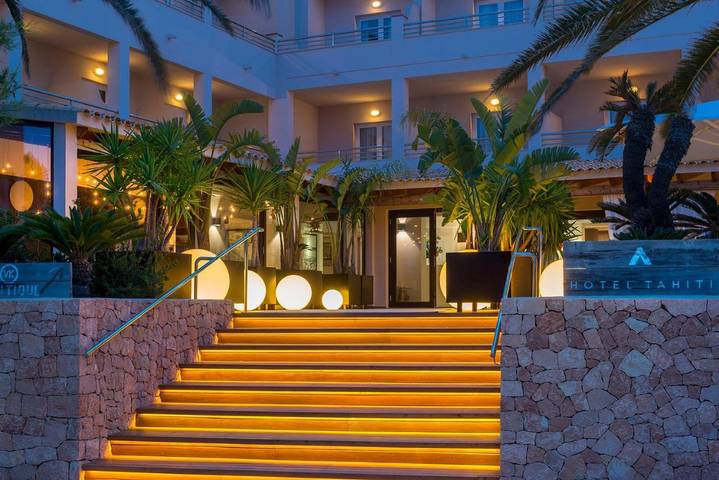 Hotel für 2 Personen, mit Balkon und Terrasse sowie Garten und Pool