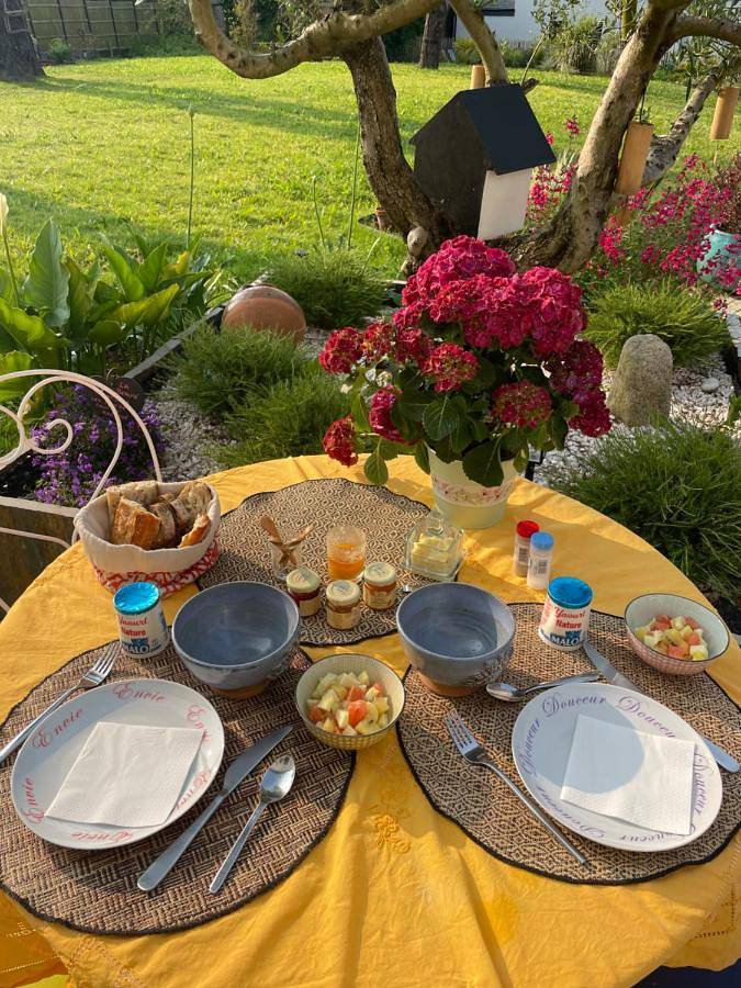 Location de vacances pour 3 personnes, avec terrasse ainsi que jardin et vue à Clohars-Carnoët - 4