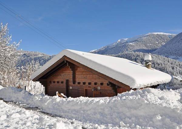 Chalet voor 6 personen, with Balkon and Balkon/Terras as well as Terras and Uitzicht in Fiesch