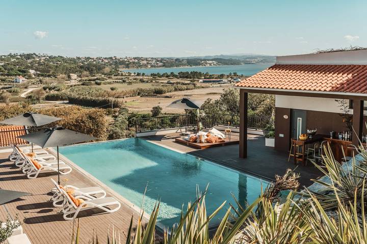 Hel lägenhet, Apartment 'São Martinho' with Lagoon View in Foz do Arelho, Leiria District
