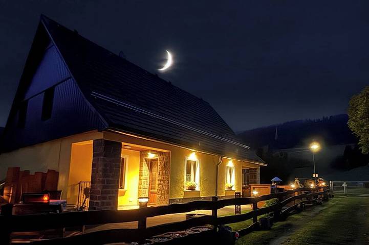 Chalet für 5 Personen, mit Sauna und Garten sowie Terrasse, mit Haustier in Oberwiesenthal