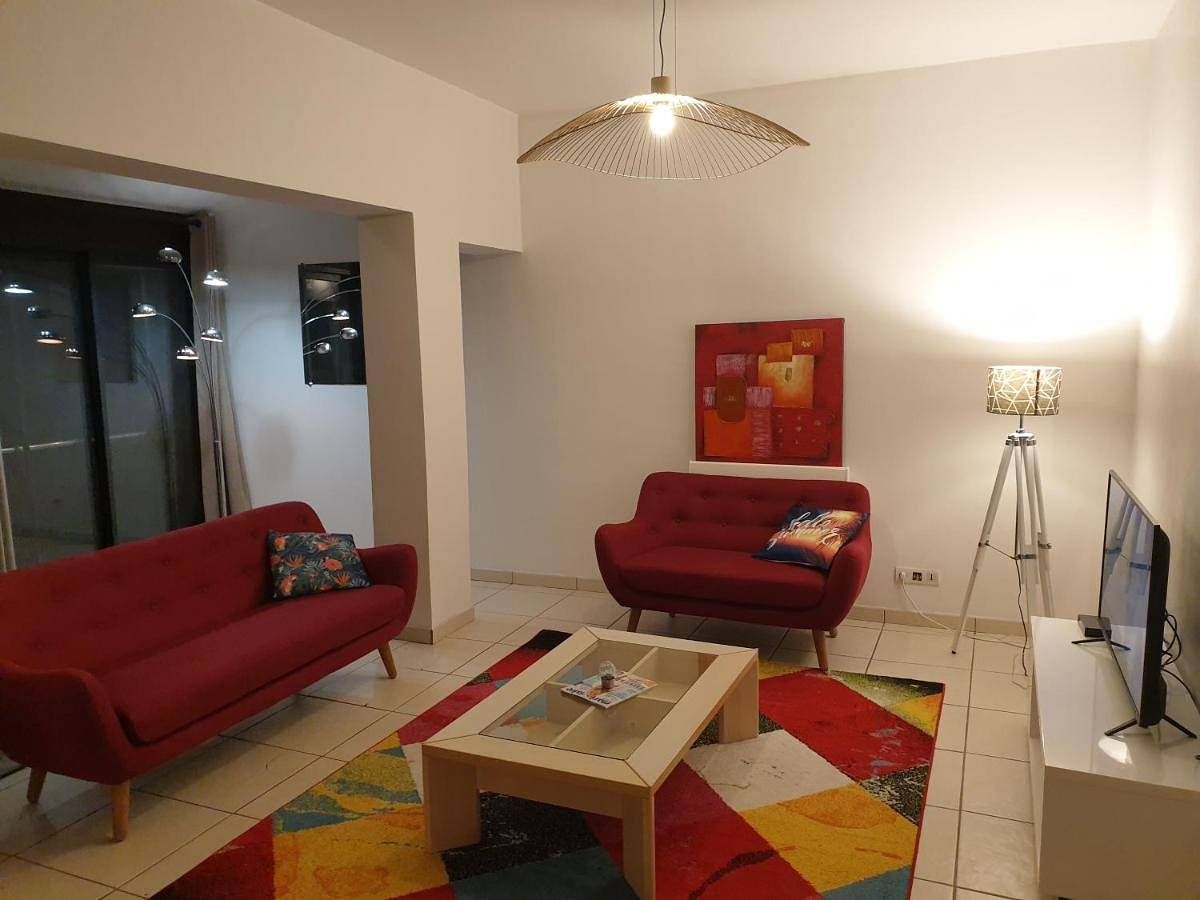 Maison 150m2 jardin à louer en entier, Bordeaux centre Chartrons, 3 Chambres 3 Salles de bains 1 canapé-lit llllnuméro de téléphone dans l'annonce si questionlll in Bordeaux, Bordeaux und Umgebung