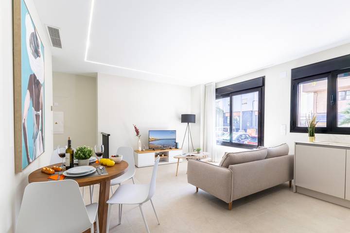 Gîte pour 4 personnes, avec terrasse dans Arinaga - 2