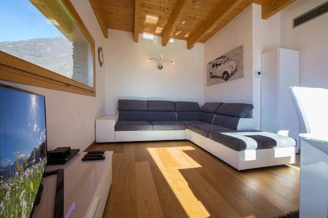 Villa pour 4 personnes, avec vue sur le lac et jardin ainsi que piscine et vue dans Lac de Côme - 4