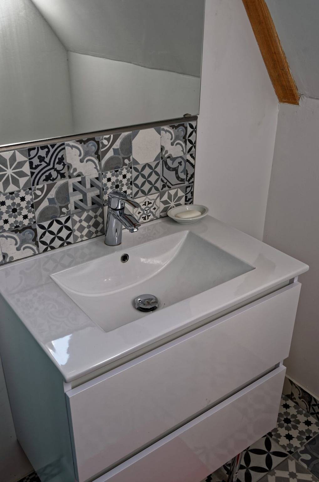 The Parrot House in Floirac (Lot), Lot