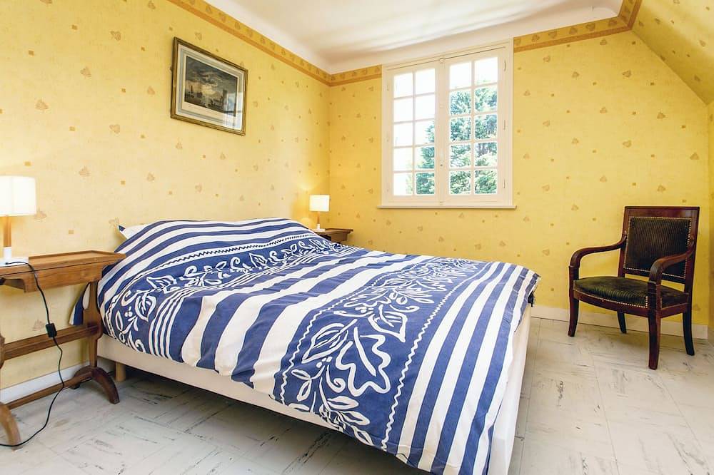 Keravel, maison familiale de caractère avec accès direct à la mer in Keremma, Tréflez