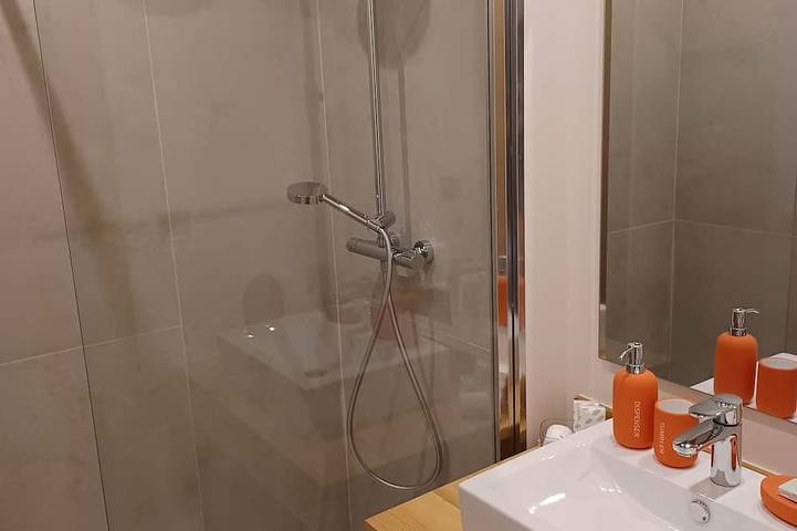 Location de vacances pour 6 personnes, avec jardin à Gargas - 4