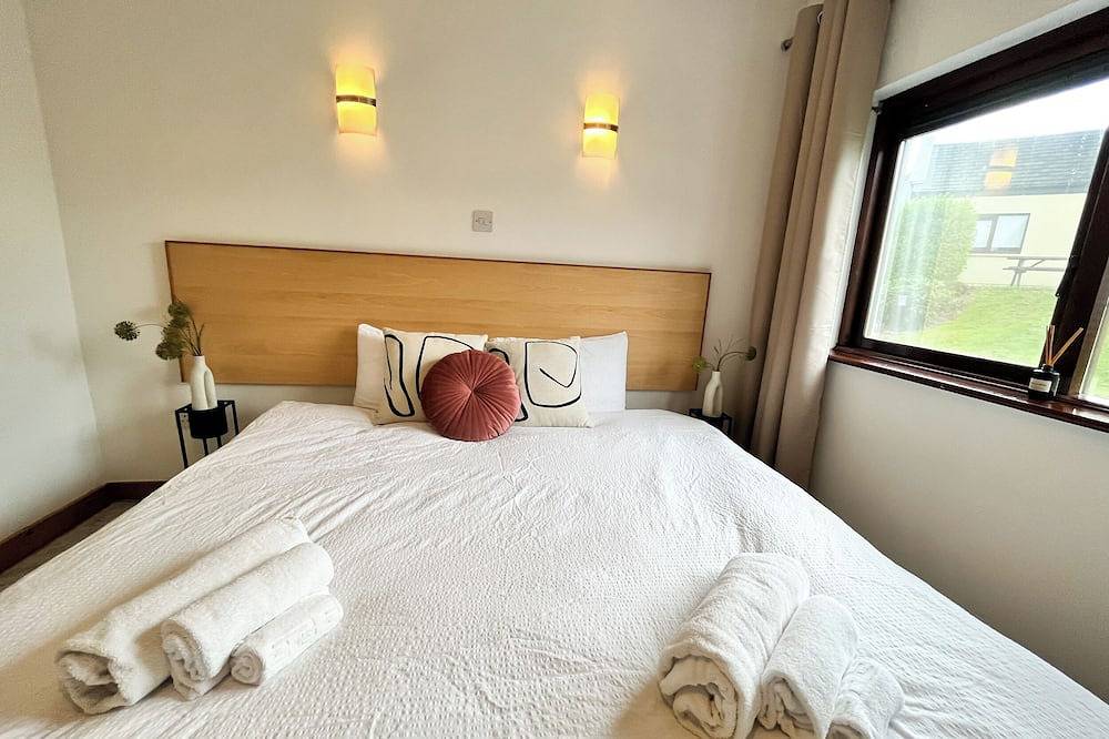 Irish Sea Whispers Villa - My Charming Costal Retreat in the heart of Youghal in Youghal, County Cork