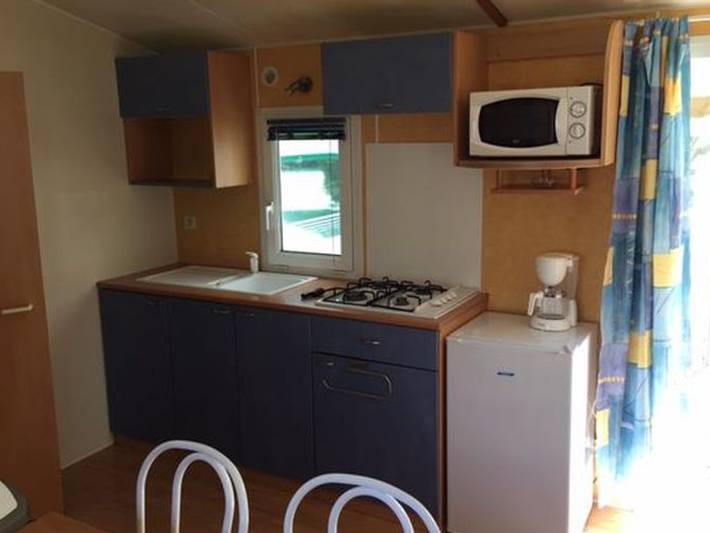 Camping für 4 Personen, mit Terrasse und Pool, mit Haustier in Vendays-Montalivet - 3