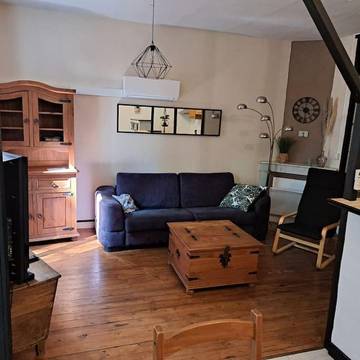 Gîte pour 5 personnes, avec jardin et vue à Jaujac