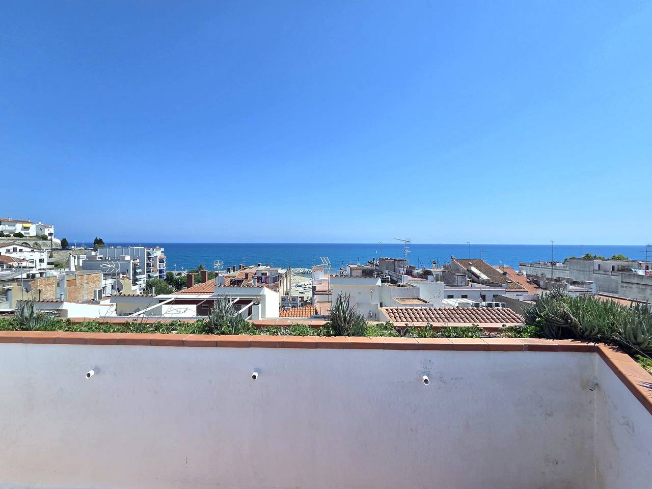 Homeholidaysrentals  Villa Mediterranea- Costa Bar in Platja de les Escaletes (Sant Pol de Mar), Sant Pol de Mar