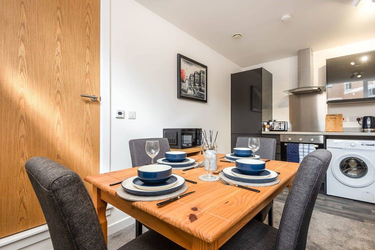 Entire apartment, Stylish Central Sheffield 1Br – Sleeps 2 in Sheffield, South Yorkshire