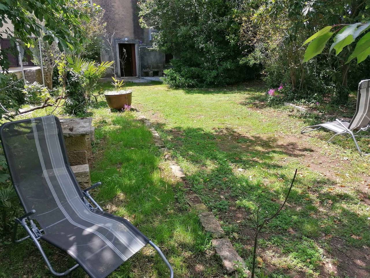 Ferienhaus mit großem Garten  in Marčana, Südküste Istrien