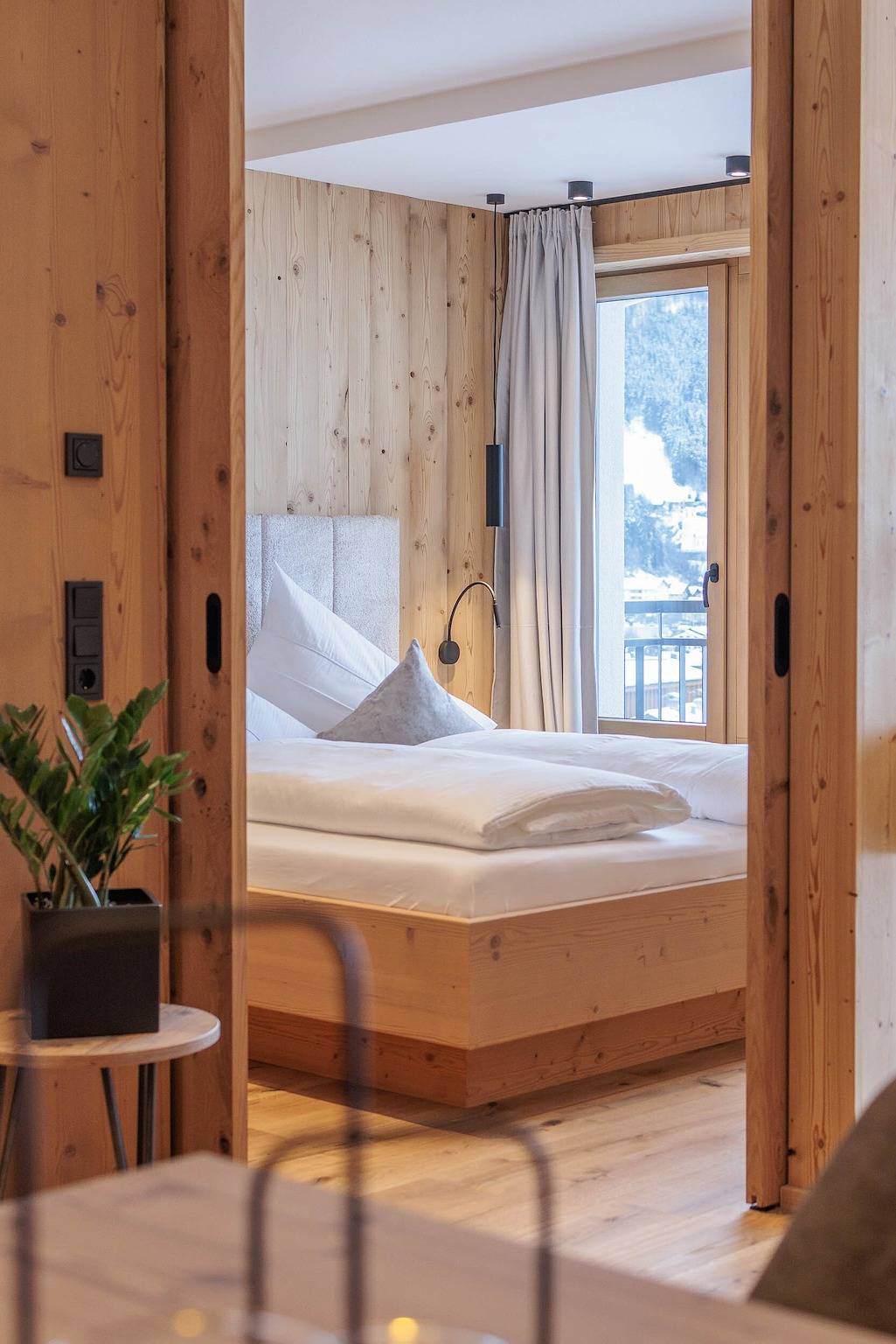 Apartamento entero, Apartamento vacacional 'Mountain Suite Nº102' con vistas a la montaña, balcón y Wi-Fi in Großarl, Ski Amadé