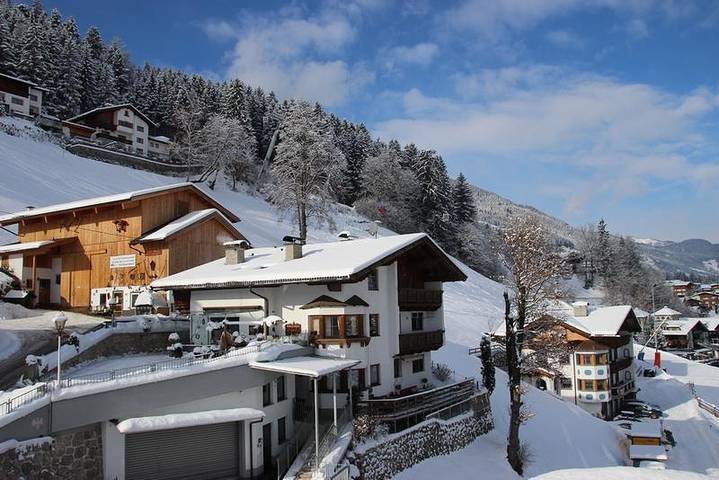 Geheel vakantieappartement, Appartement Panorama 60 m² in Tux Alps, Kaltenbach