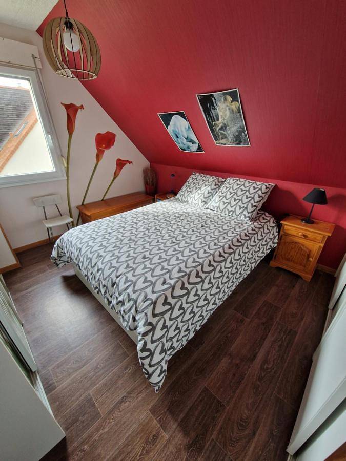 Gîte pour 2 personnes, avec Terrasse et Jardin à Cairon