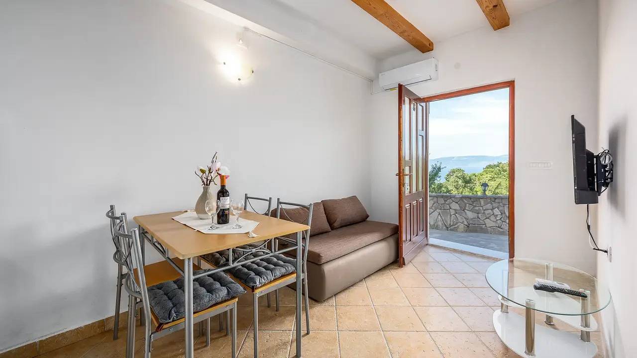 Ganze Ferienwohnung, Ferienwohnung für 3 Personen (30 m²) in Drenje in Raša, Ostküste Istrien