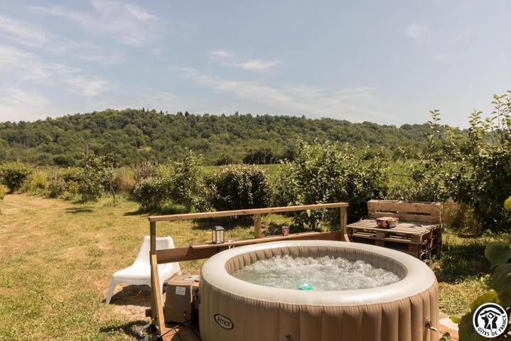 Location de vacances pour 2 personnes, avec jardin et jacuzzi à Noé - 2