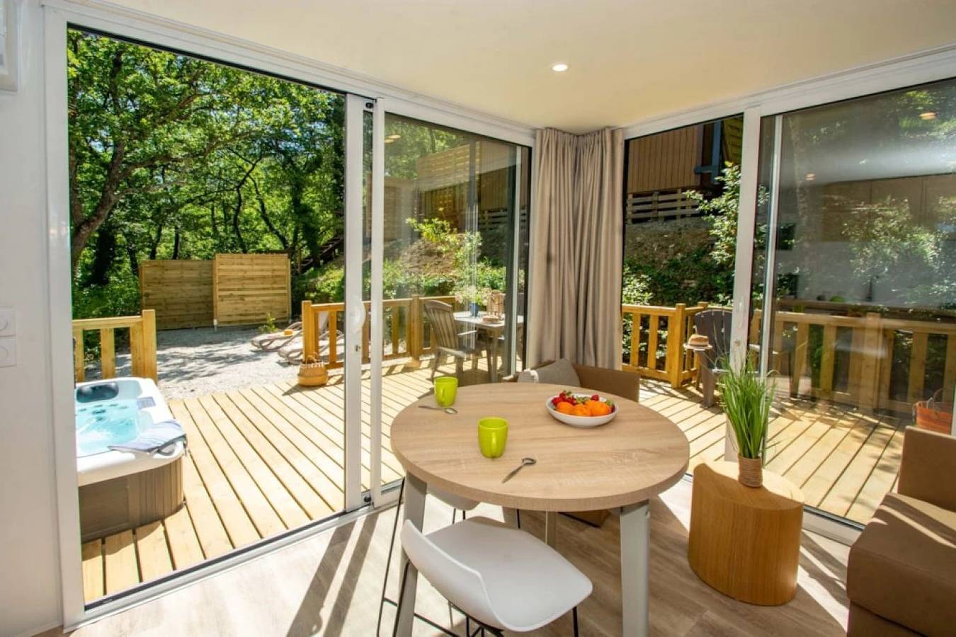 Chalet 4 étoiles - Piscine - ccbehhg in Saignon, Regionaler Naturpark Luberon