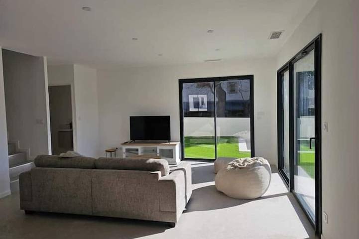 Villa pour 8 personnes, avec terrasse et jardin - 1
