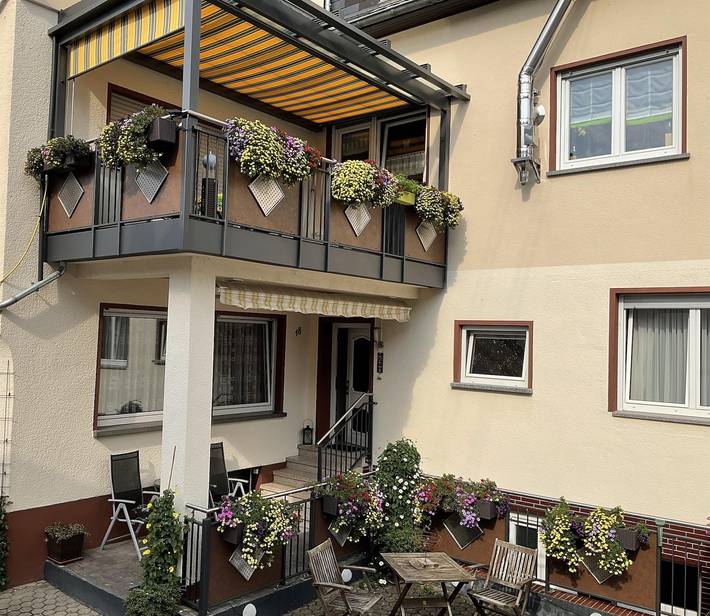 Ferienwohnung für 2 Personen, mit Terrasse in Alken