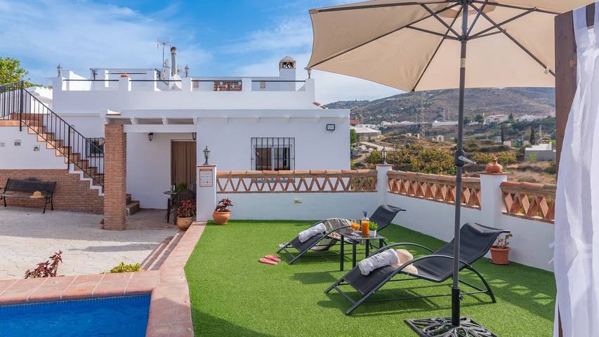 Finca für 2 Personen, mit Balkon/Terrasse und Pool in Torrox - 3