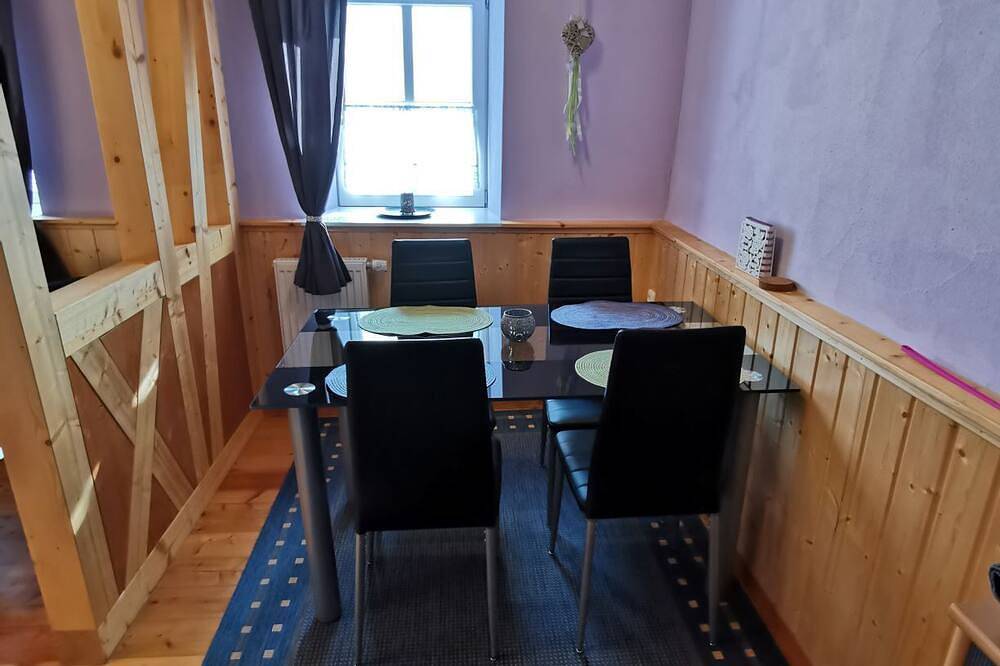 Ganze Wohnung, Gemütliche und moderne Ferienwohnung im Landhausstil in Maroldsweisach, Landkreis Haßberge