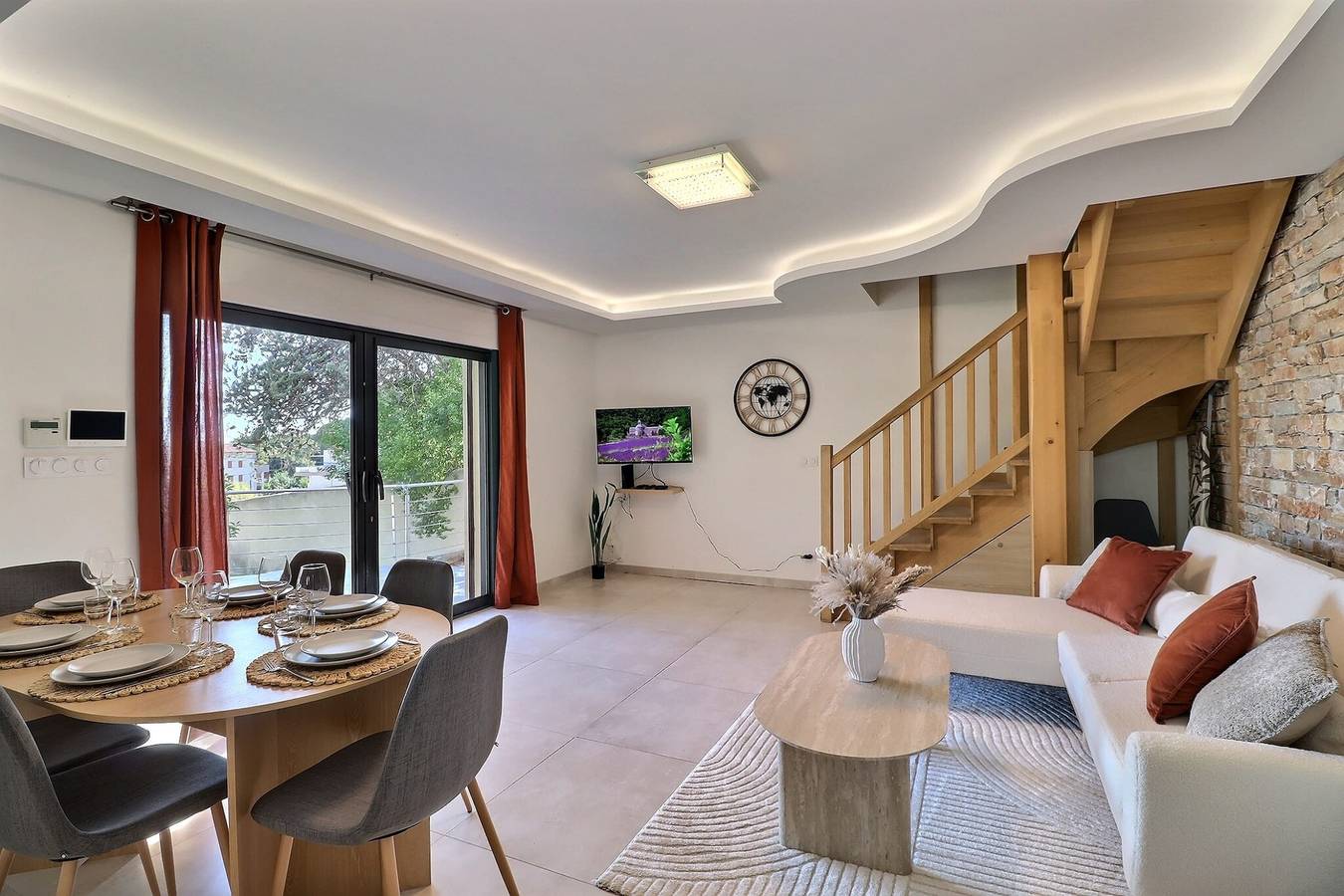 Villa Altinea – Family Home with Infinity Pool in Ventabren, Region de Aix-en-Provence