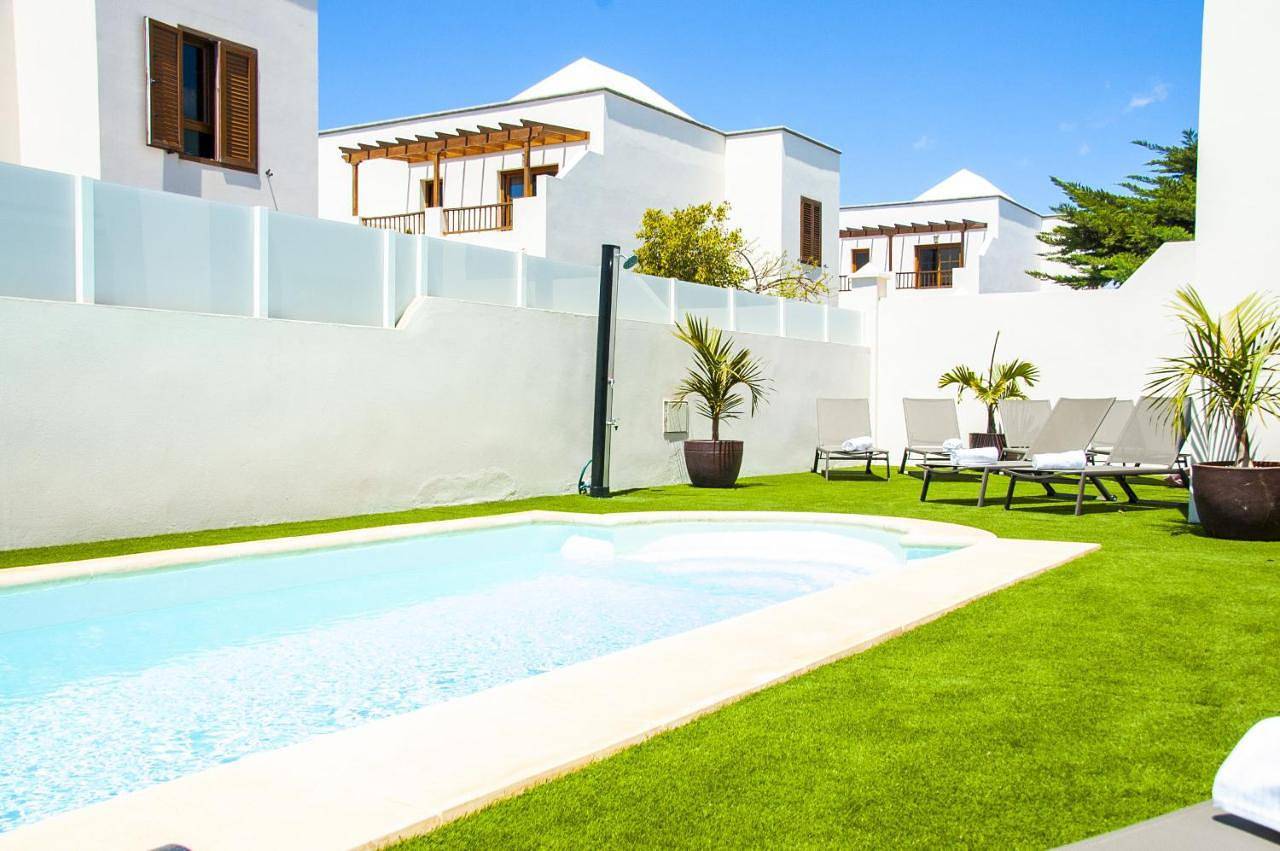 Superior Villa in Costa Teguise, Teguise
