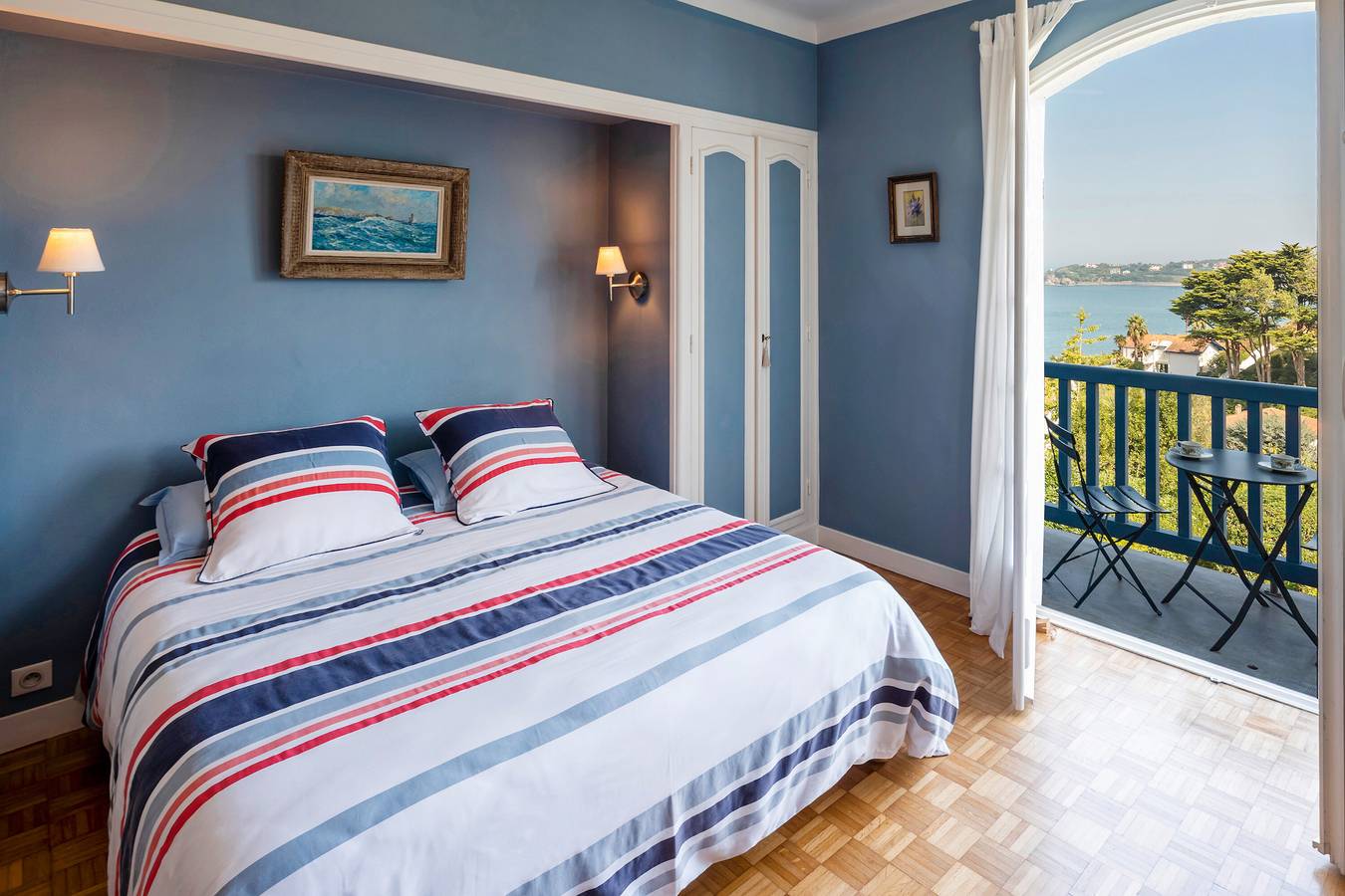 Chambre d'hôtes 'L'annexe - Chambre' con vistas al mar, balcón y Wi-Fi in Ciboure, Region de Bayona