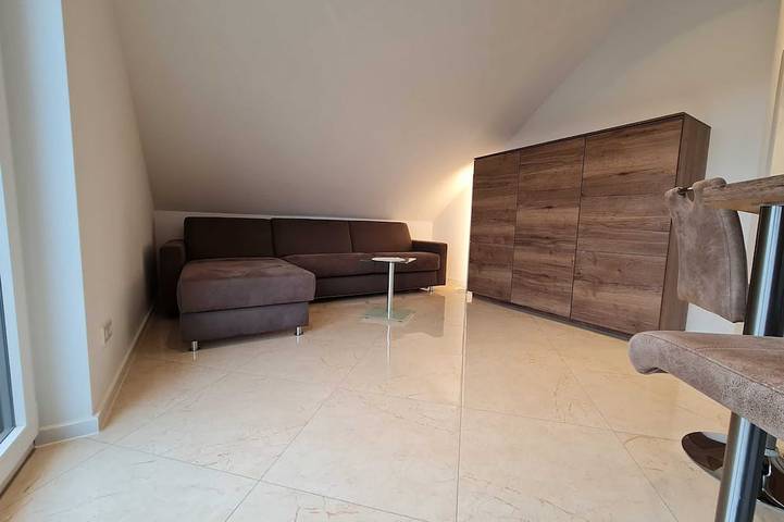 Ferienwohnung für 2 Personen, mit Garten und Balkon